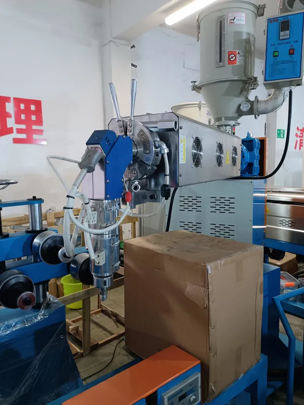 φ90mm+φ50mm Wire And Cable High-Speed Power Jacket Sheath PVC PE Extrusion Machine